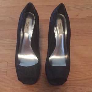 Simply Vera black heels